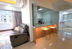 Blk 894 TAMPINES GROVE (Tampines), HDB Executive #576365361